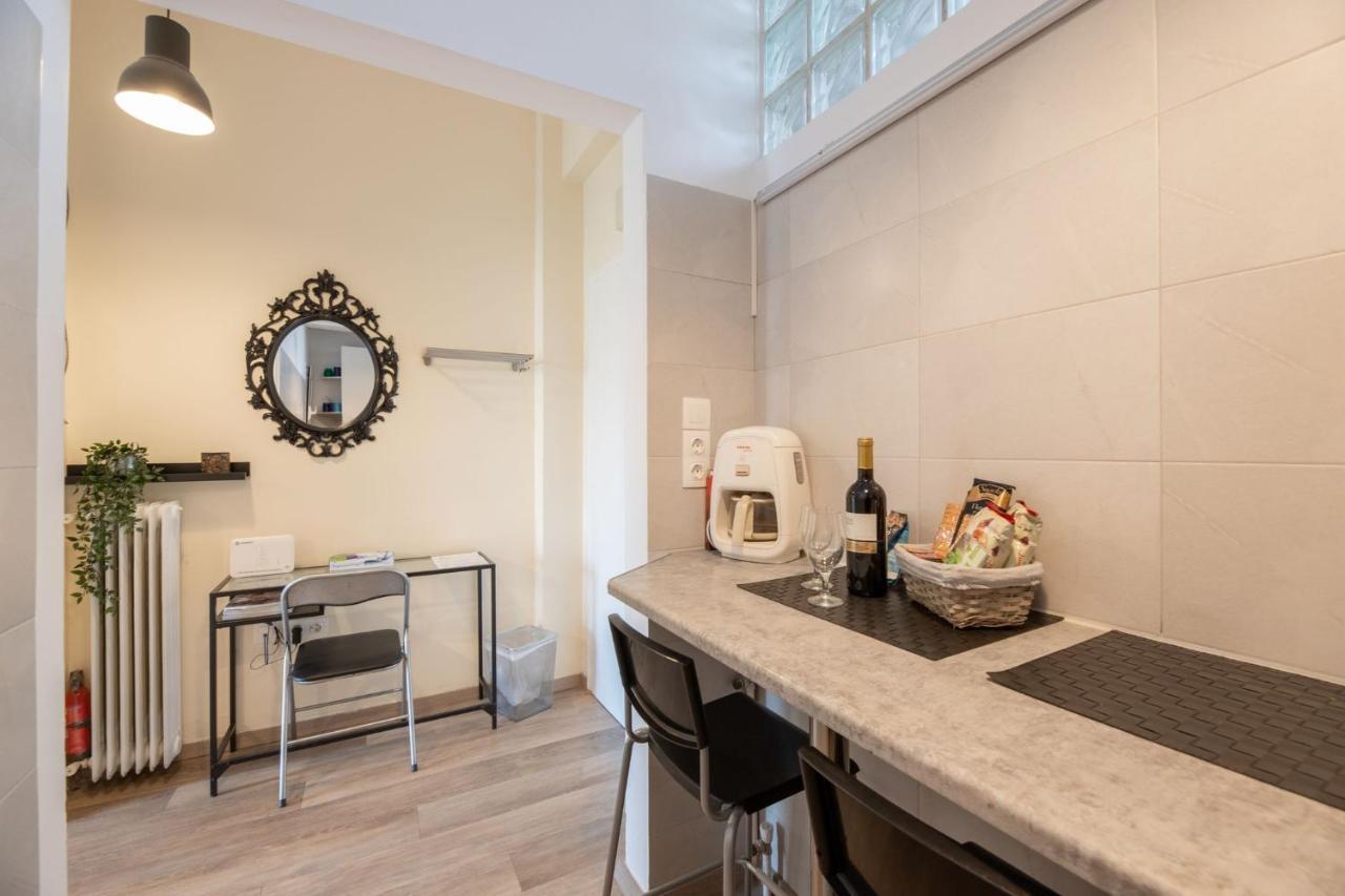 Renovated Lovely Apartment Near To Acropolis Афины Экстерьер фото